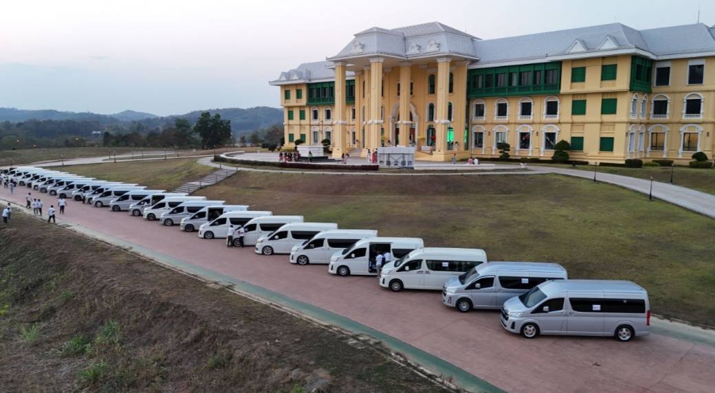 รถตู้เช่าเชียงราย โอ ทวีวัฒน์ 