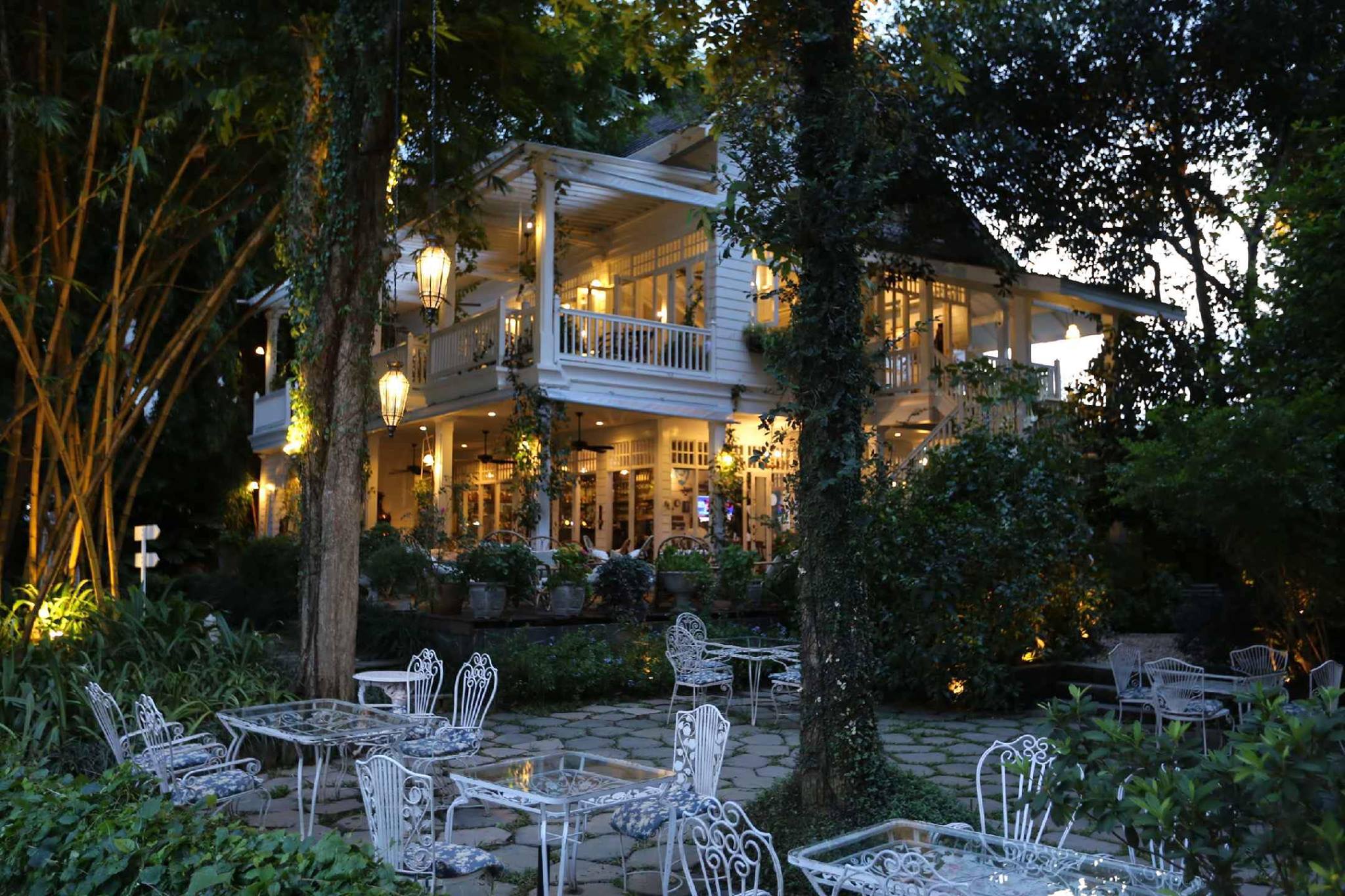 Chivit Thamma Da Coffee House